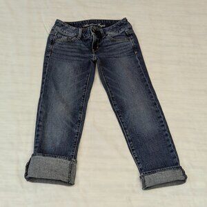 American Eagle 00 Cropped Medium Wash Jeans